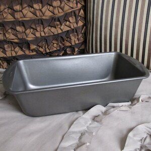 non-stick loaf pan